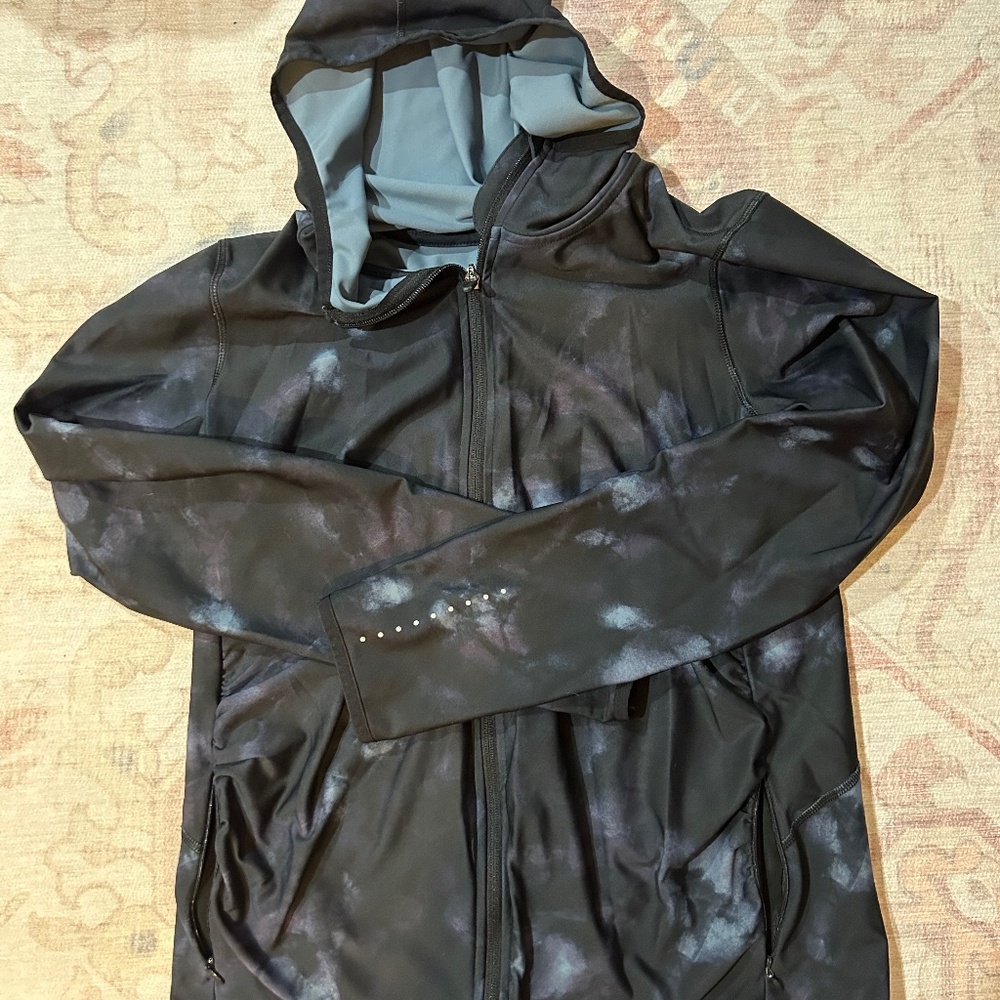 Old Navy MATERNITY Hooded Go Dry Lightweight Jacket Multicolor Medium